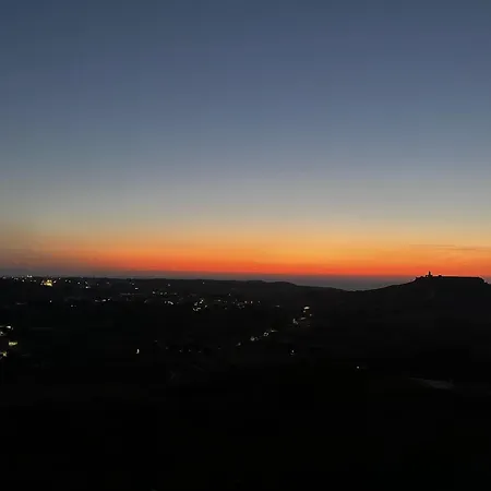 Heritage Living With Spectacular Views